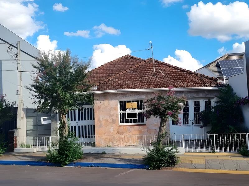 Casa e terreno comercial no centro — foto 2 de 3