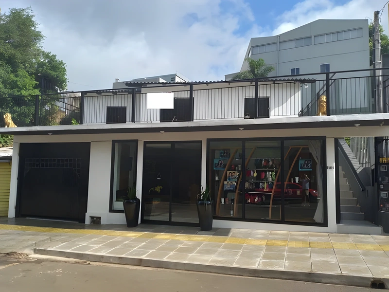 Casa com 3 dormitórios à venda, 306 m² por R$ 1.100.000,00 - Centro - Santa Rosa/RS