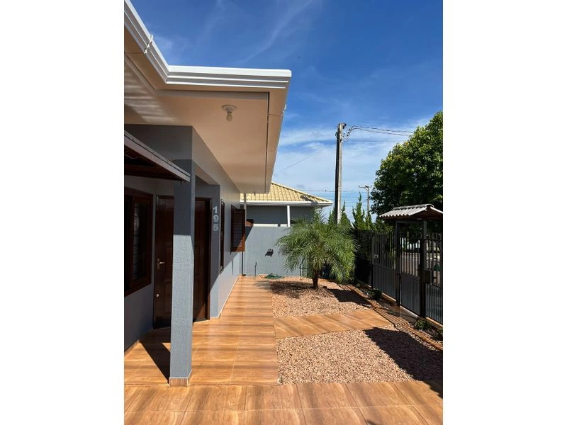 ? A CASA QUE VOCÊ PROCURA ACABOU DE ENTRAR À VENDA! — foto 24 de 40