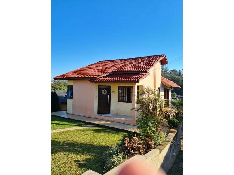 casa com piscina — foto 1 de 5
