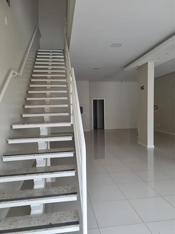 Sala comercial de 183 m² com mezanino no bairro Centro – Santa Rosa/RS — foto 3 de 7