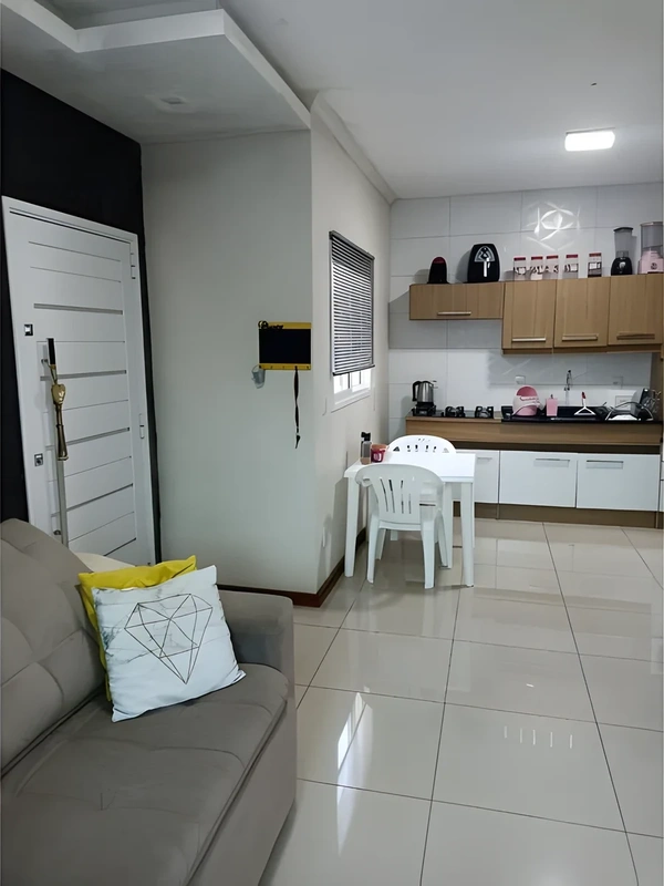 Casa a venda no loteamento Montese Area construída 46 m² terreno com 210 m² 10x20 1 quarto  banheiro lavanderia ampla sala Casa com chapada,  piso por — foto 11 de 13