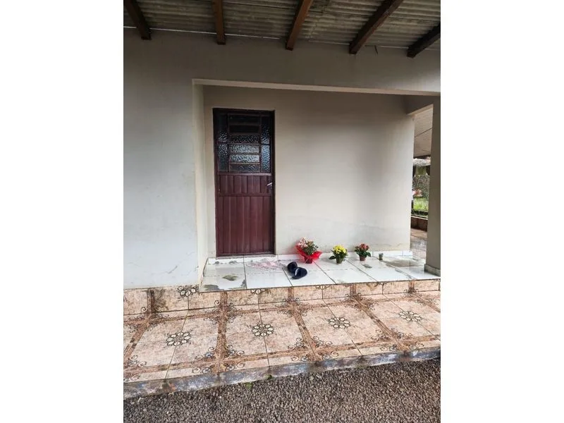 Casa com 3 quartos e terreno amplo em Guia Lopes — foto 1