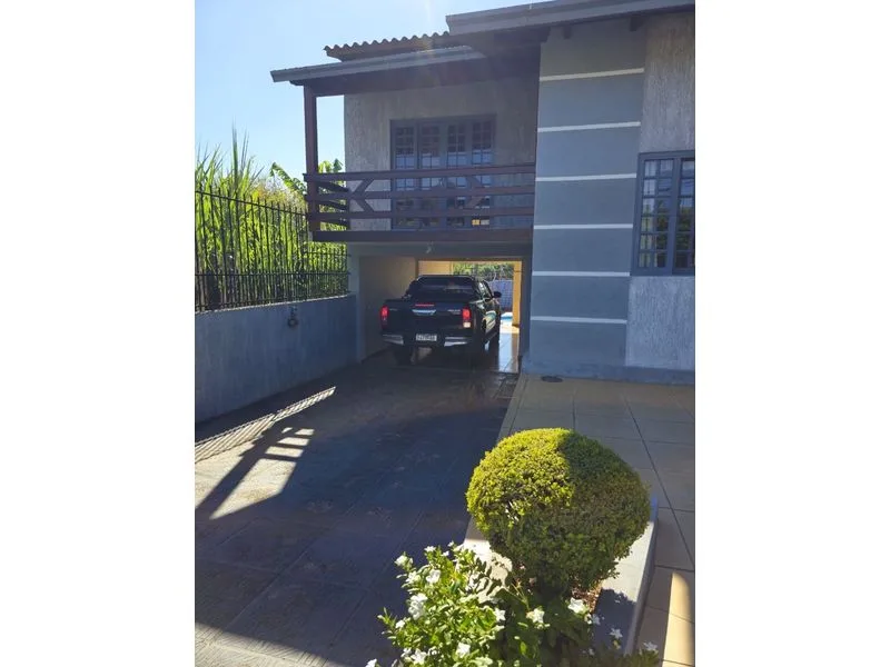 Casa alto padrão com 3 dormitórios no Centro — foto 3