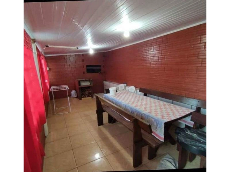 Casa a venda com piscina e festeiro — foto 5 de 5