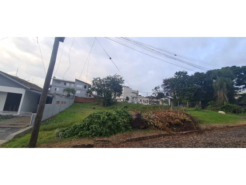 Terreno de esquina a venda no bairro Glória — foto 6 de 6