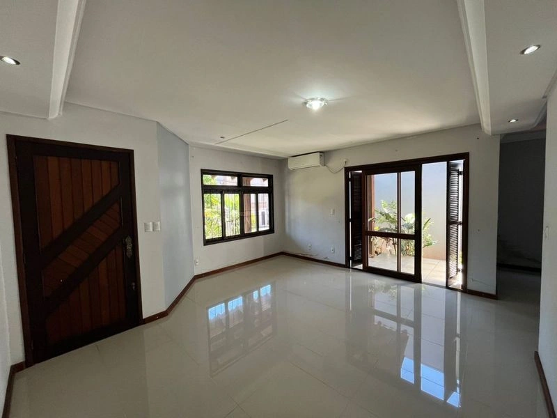 Casa com 3 residências no bairro Timbaúva, 297,22 m² — foto 4 de 15