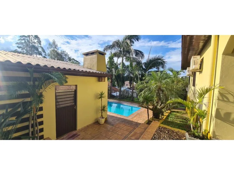 Casa com 3 dormitórios e piscina no bairro Central — foto 21