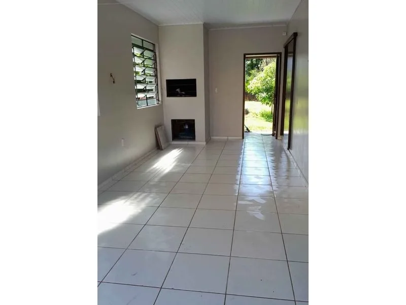 Casa com dois dormitórios no Centro de Santa Rosa — foto 4