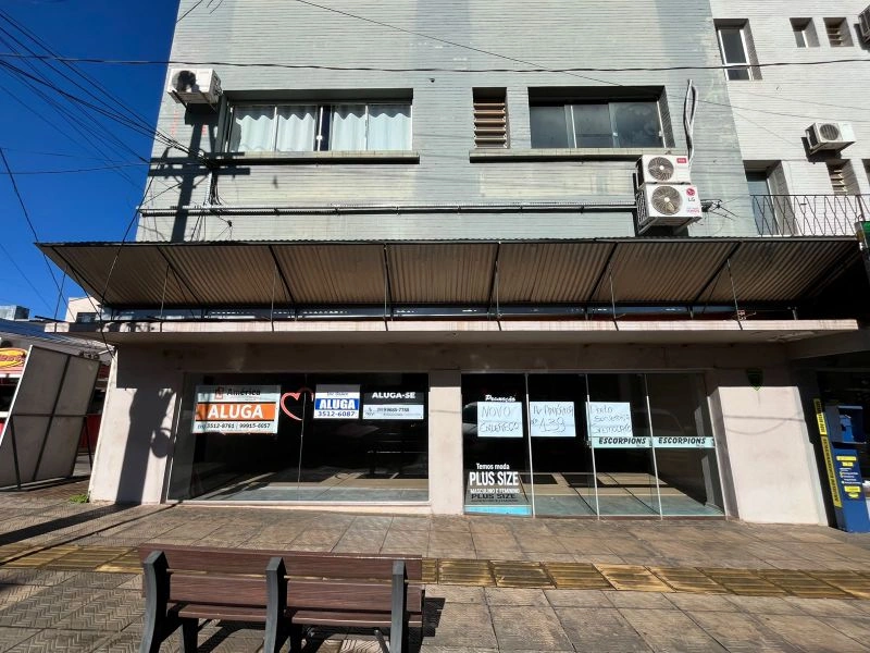 Sala comercial térrea com 186 m² no bairro Centro