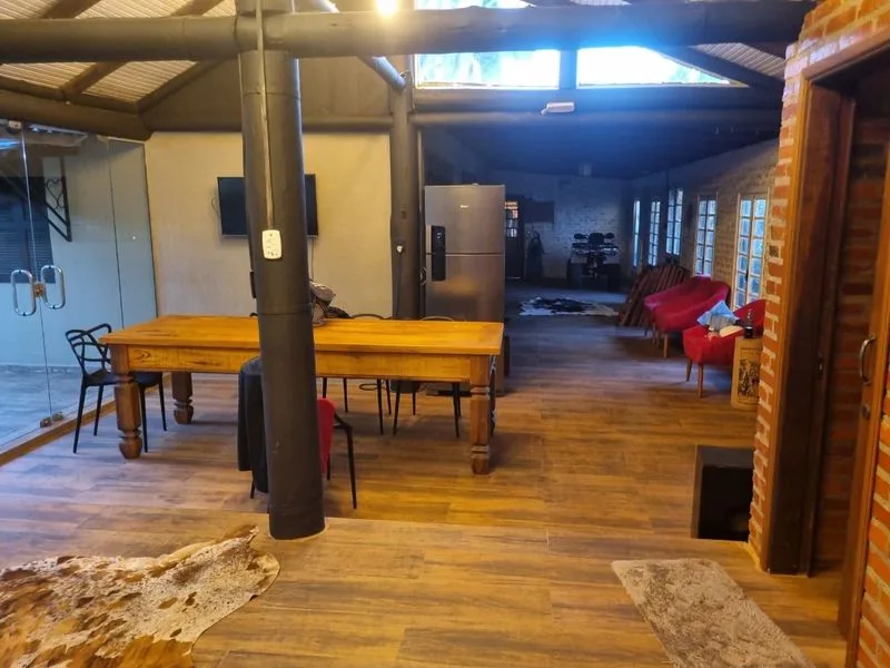 Chácara com 4 dormitórios e estrutura de lazer, Auxiliadora — foto 2