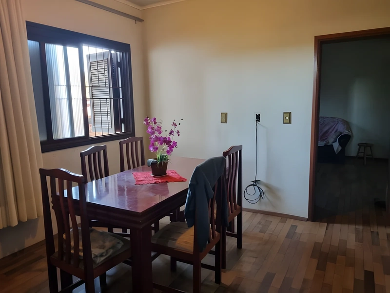 Casa com 4 dormitórios à venda por R$ 840.000,00 - Centro - Santa Rosa/RS — foto 21 de 27