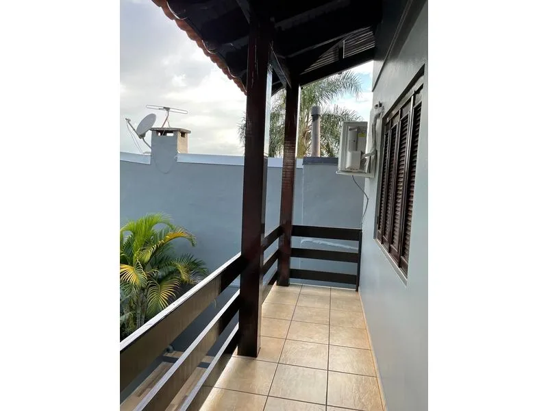 Casa no bairro São Francisco com piscina aquecida e energia solar — foto 22