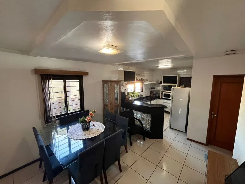 Casa com 3 suítes e piscina na Glória — foto 3