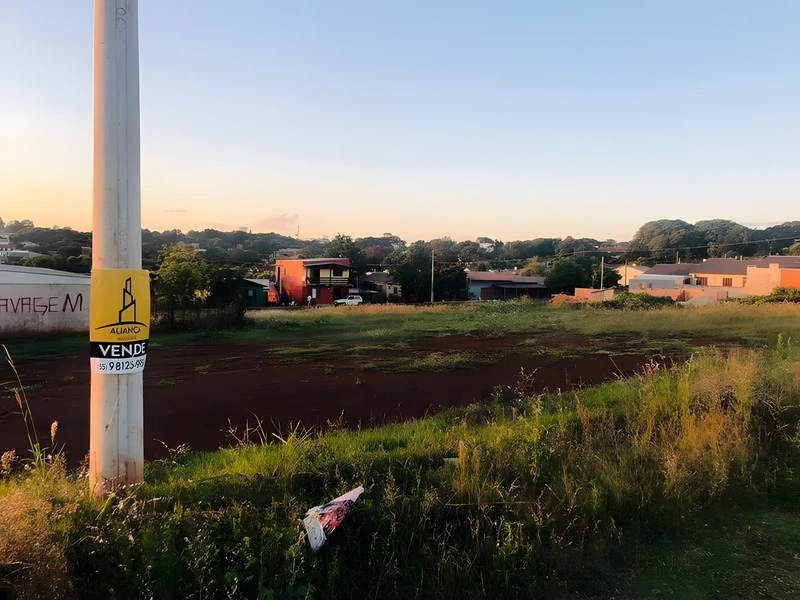 Terreno próximo à empresa Toda Hora