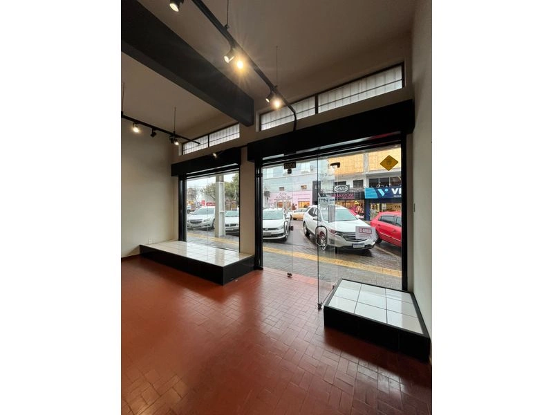 Sala comercial 120 m² para locação no bairro Centro — foto 2 de 7