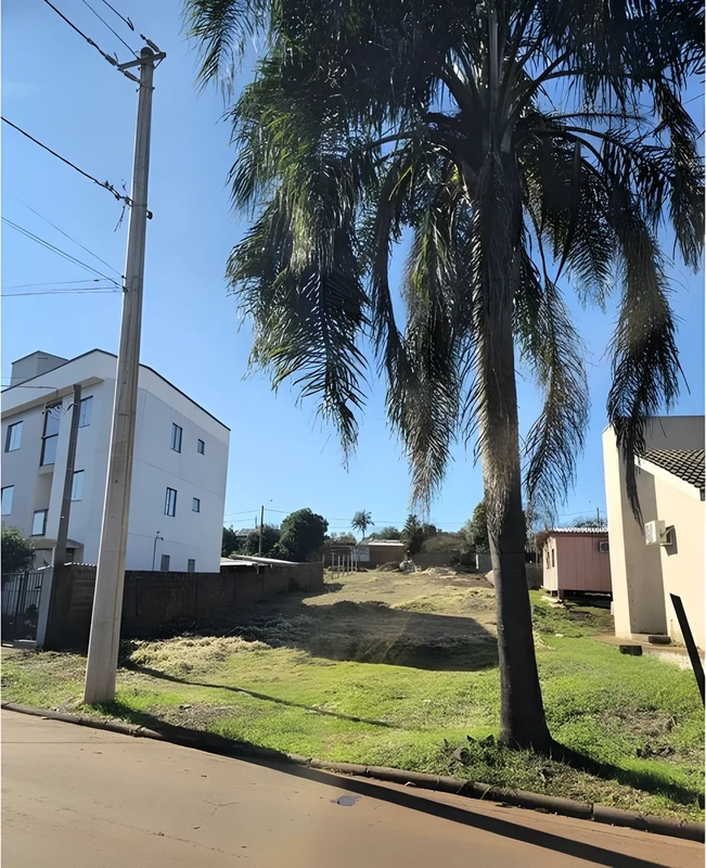 Terreno com dupla frente em São Francisco, Santa Rosa