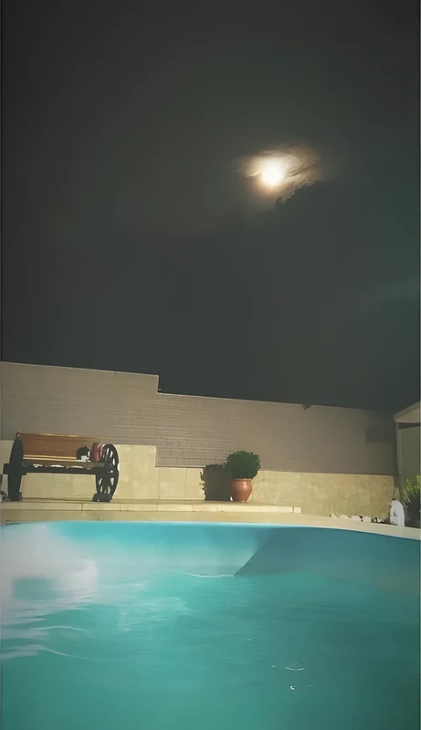 Casa a venda com piscina e festeiro — foto 4 de 5