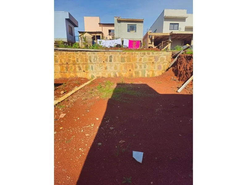 Casa geminada no Figueira com 2 dormitórios — foto 9