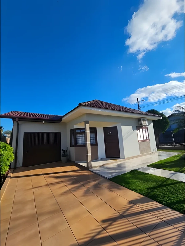 Casa de 2 dormitórios na Central com 110 m²