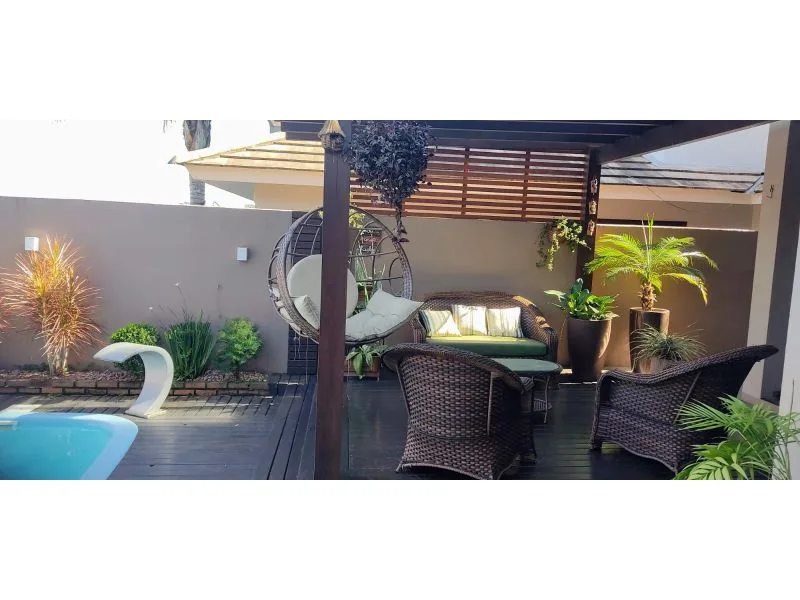 Casa moderna na Glória com piscina aquecida e energia solar — foto 6