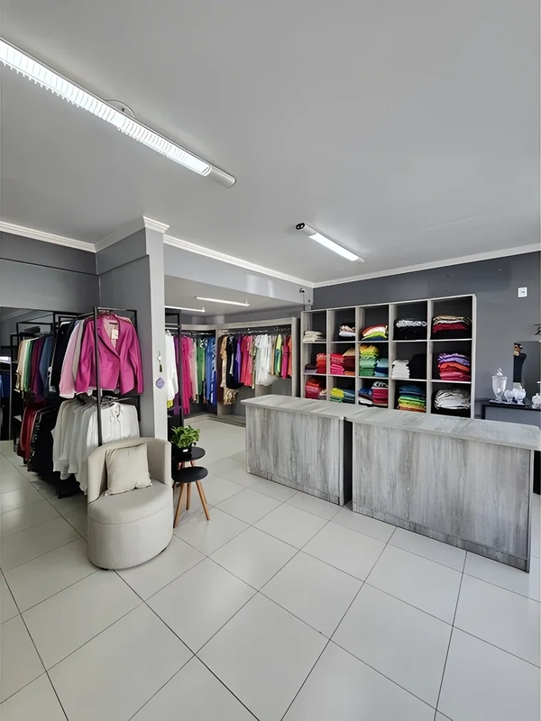 Loja de Moda Completa à Venda – Estoque, Estrutura e Clientes Inclusos! — foto 3 de 11