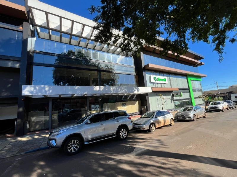 Sala comercial com 3 pavimentos e 1.157,53 m² no bairro Centro — foto 3 de 18
