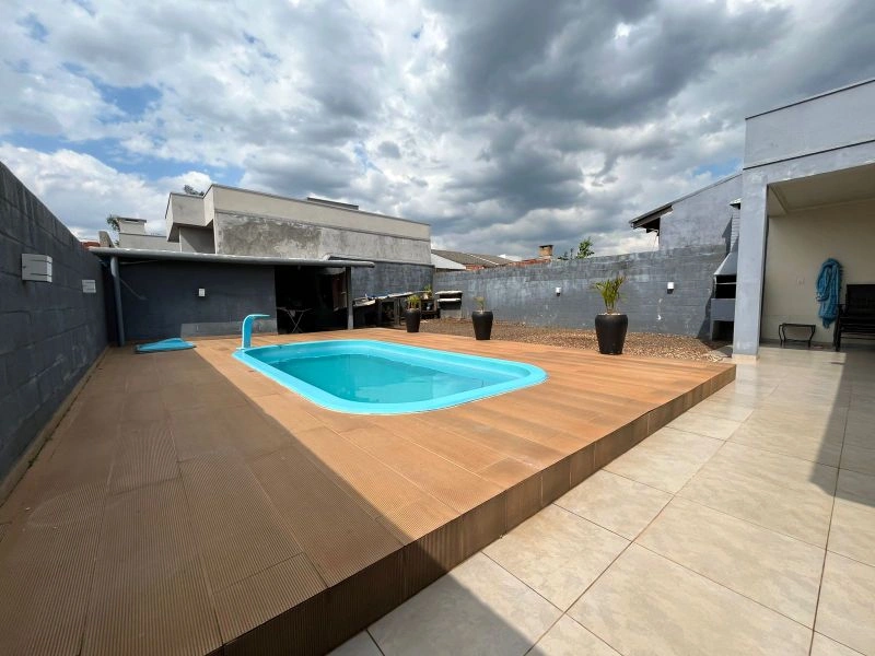Casa 2 dormitórios com piscina no bairro São Francisco — foto 23 de 24