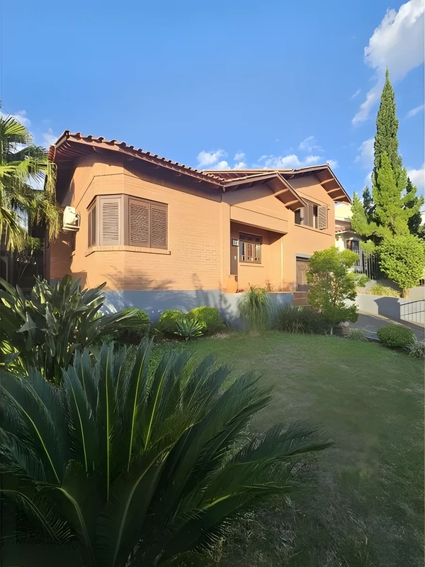 Casa com 4 dormitórios à venda, 247 m² por R$ 1.380.000,00 - Centro - Santa Rosa/RS — foto 2 de 16