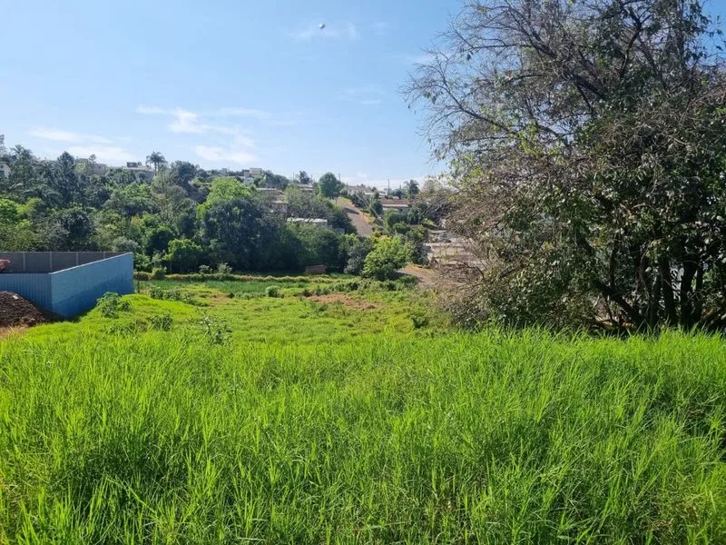 Terreno comercial de esquina no Centro de Santa Rosa — foto 2