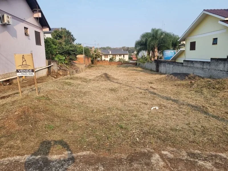 Terreno 700 m² no Centro de Santa Rosa — foto 1