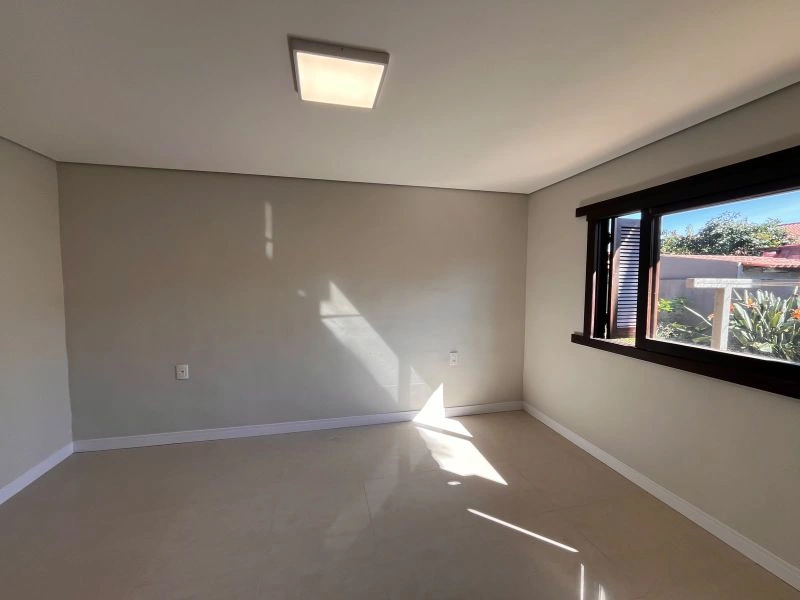 Casa térrea no bairro Glória com terreno superior a 1.000m² — foto 21 de 35