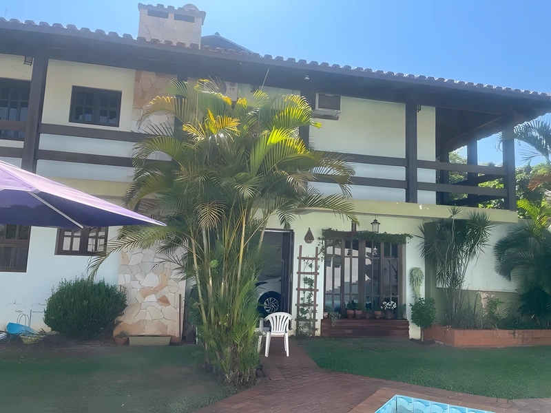 Casa com 4 dormitórios e piscina no bairro Centro – Santa Rosa/RS — foto 3 de 18