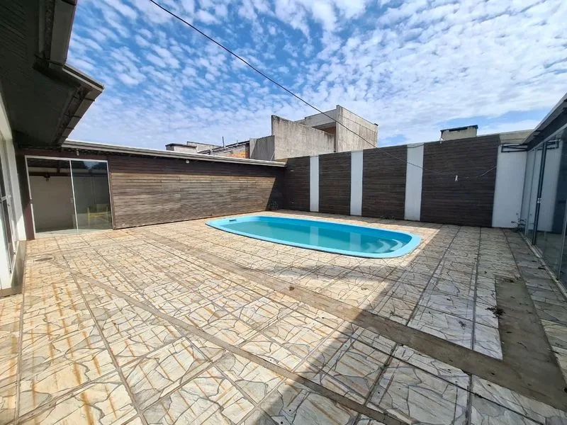 Casa com 4 dormitórios, piscina e energia solar no Cruzeiro — foto 2