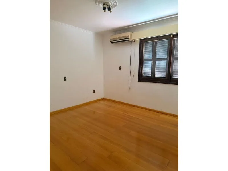 Casa de 3 andares com piscina e lazer no Centro — foto 11