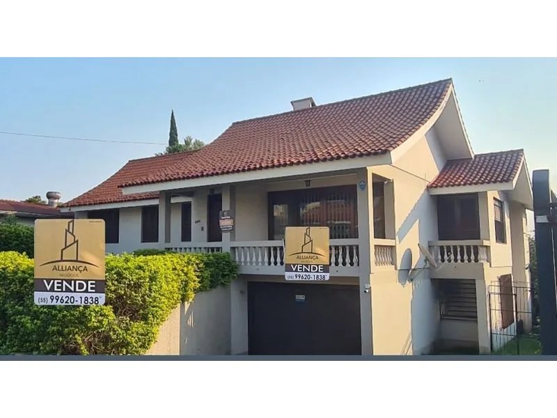 Casa de 4 dormitórios no Centro, Santa Rosa — foto 1