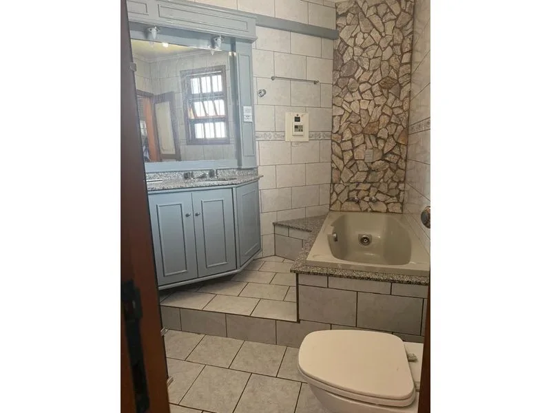 Casa de 3 andares com piscina e lazer no Centro — foto 9