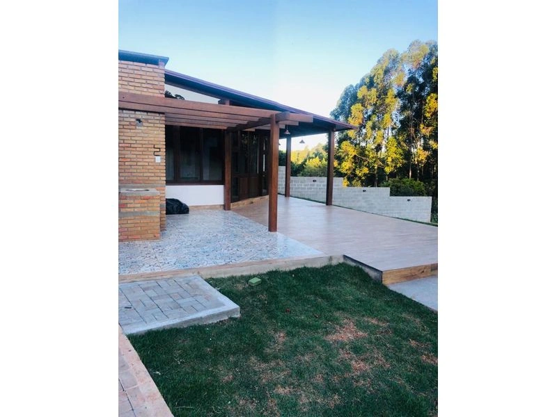 Casa com 2 dormitórios e 3 vagas no bairro Central — foto 5 de 9