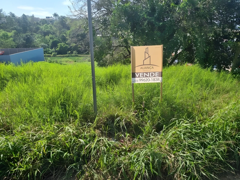 Terreno comercial de esquina no Centro de Santa Rosa