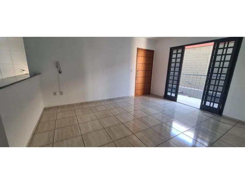 Edifício comercial na Central, Santa Rosa — foto 6
