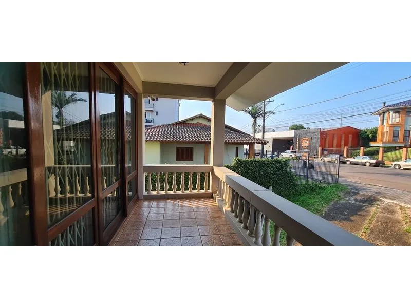 Casa de 4 dormitórios no Centro, Santa Rosa — foto 3