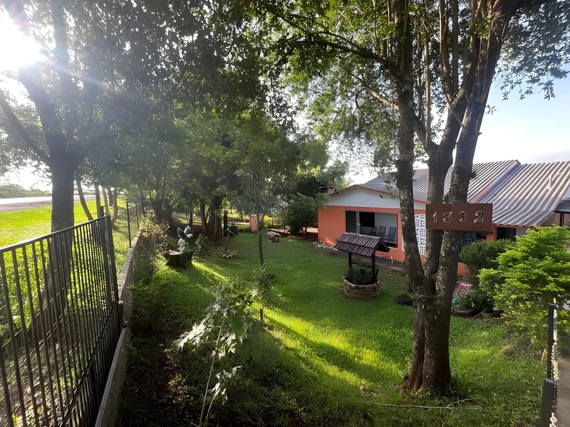 Casa com 4 quartos em Guia Lopes