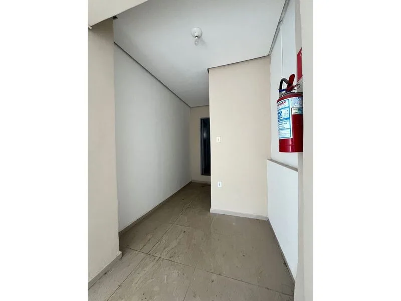 Sala comercial no Centro, 56 m² na Avenida América — foto 3