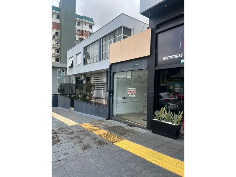 Sala comercial no Centro, 56 m² na Avenida América — foto 1