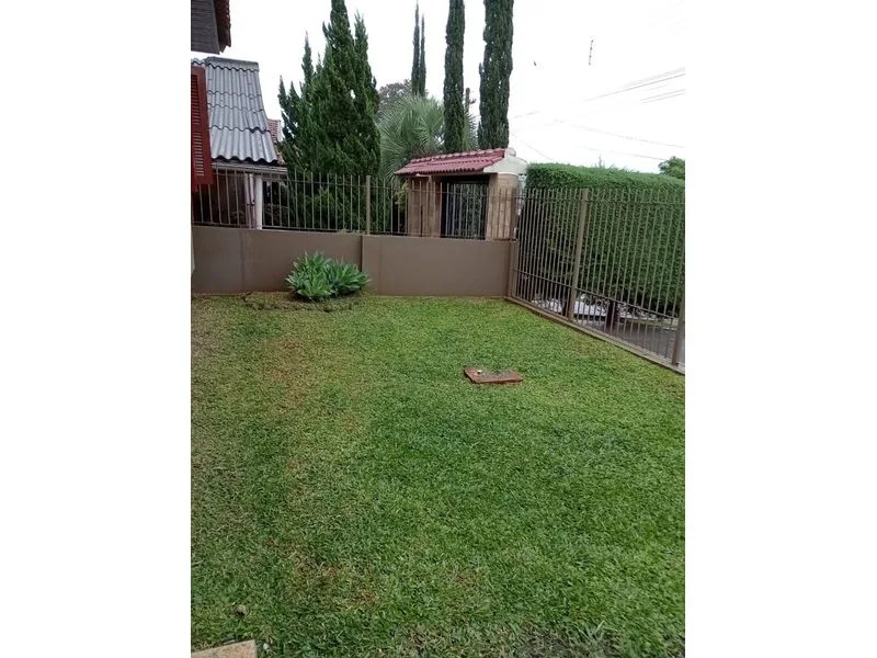 Casa de 4 quartos no bairro Central — foto 2