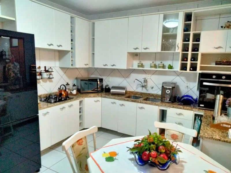 Casa com 3 dormitórios e piscina no Centro de Santa Rosa — foto 12