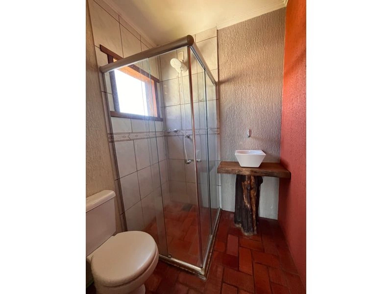 Casa térrea no bairro Glória com terreno superior a 1.000m² — foto 29 de 35