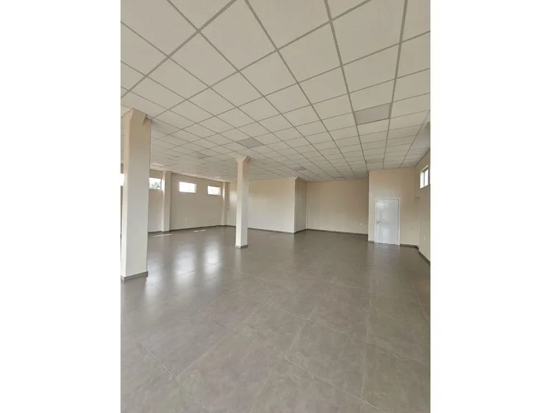 Sala comercial 140 m² na Central — foto 3