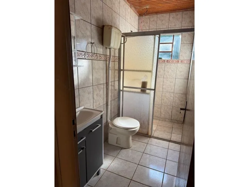 Casa no Cruzeiro com garagem coberta para dois carros — foto 12