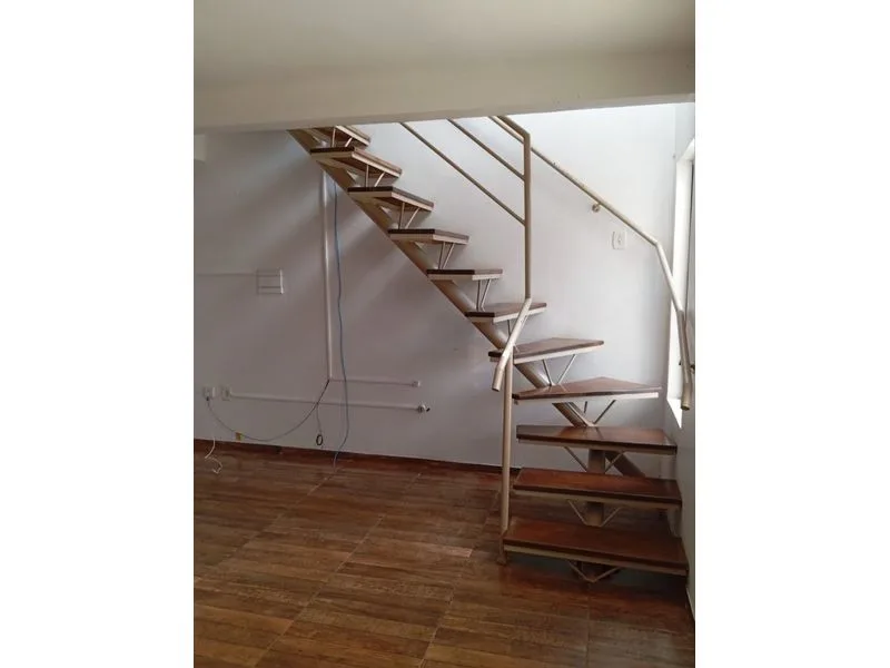 Sobrado duplex com 2 dormitórios e suíte na Glória — foto 4